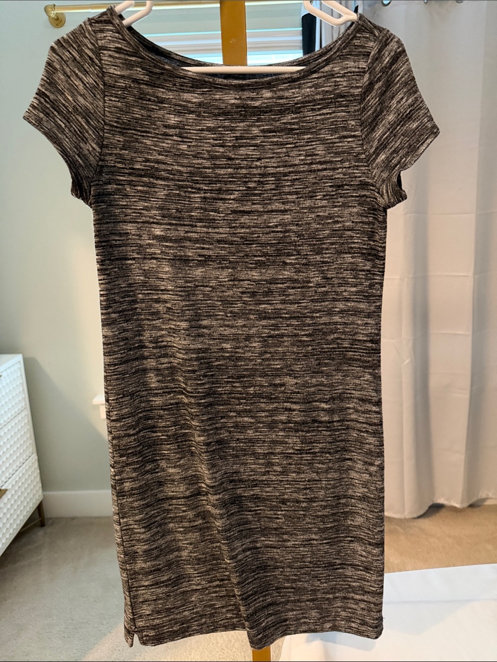 Ann Taylor Marled Black and Gray Short-Sleeve Knit Dress